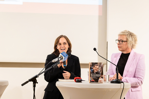 Buchpräsentation Für euch Bischof, mit euch Christ / Erzdiözese Wien/ Schönlaub, Stephan Schönlaub Buchpräsentation Für euch Bischof, mit euch Christ